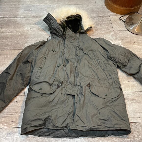 military-issue N-3B extreme cold weather snorkel parka U.S. Air Force Men's L - Picture 1 of 8